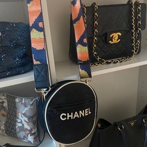Chanel makeup bag w/ strap for crossbody!!!